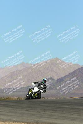 media/Feb-12-2022-SoCal Trackdays (Sat) [[3b21b94a56]]/Turn 9 Set 1 (1130am)/